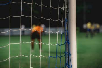 FIFA遭28亿人打脸！降价一半求央视买版权，却连中文都不给？｜ROR体育首页（配图示意）